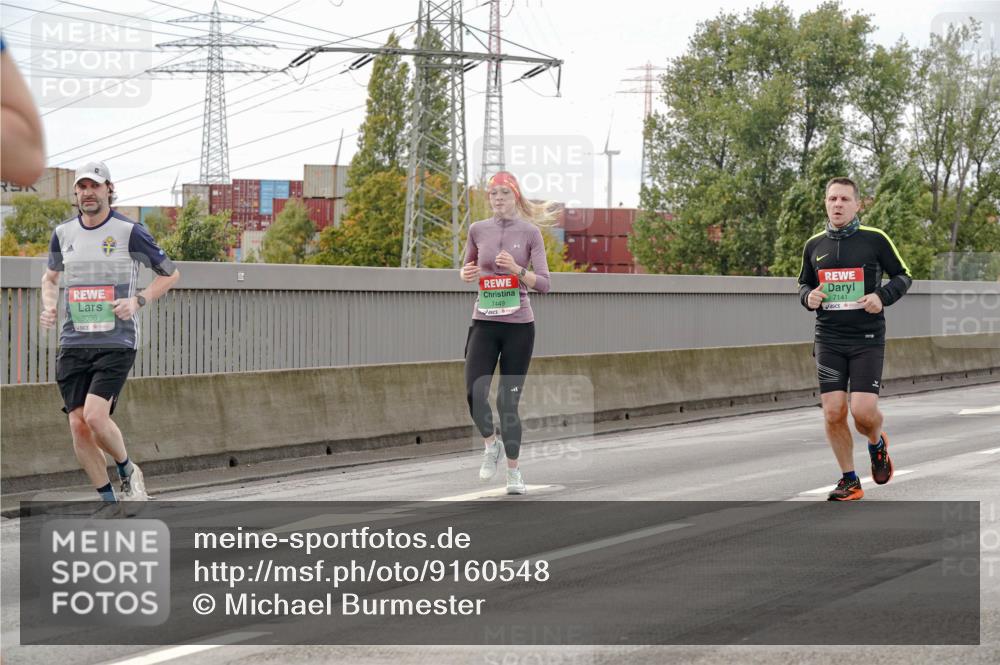 03.10.2025 - Köhlbrandbrückenlauf Michael Burmester http://msf.ph/oto/9160548 03.10.2025 15:53:57 Position 3 9096, 7449, 7141 meine-sportfotos.de