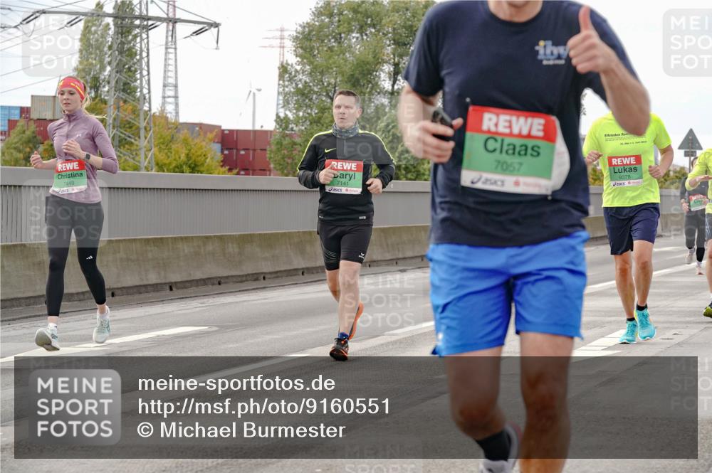03.10.2025 - Köhlbrandbrückenlauf Michael Burmester http://msf.ph/oto/9160551 03.10.2025 15:53:58 Position 3 7449, 7141, 7057, 31, 1, 2019, 9378 meine-sportfotos.de