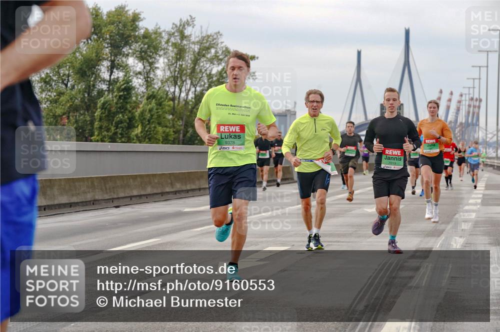 03.10.2025 - Köhlbrandbrückenlauf Michael Burmester http://msf.ph/oto/9160553 03.10.2025 15:53:59 Position 3 31, 1, 2019, 9378, 7019 meine-sportfotos.de