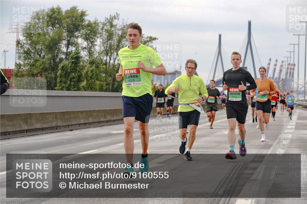 03.10.2025 - Köhlbrandbrückenlauf Michael Burmester http://msf.ph/oto/9160555 03.10.2025 15:53:59 Position 3 31, 1, 19, 9378, 7019 meine-sportfotos.de