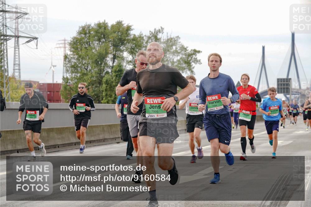 03.10.2025 - Köhlbrandbrückenlauf Michael Burmester http://msf.ph/oto/9160584 03.10.2025 15:54:10 Position 3 7995, 9543, 7494 meine-sportfotos.de