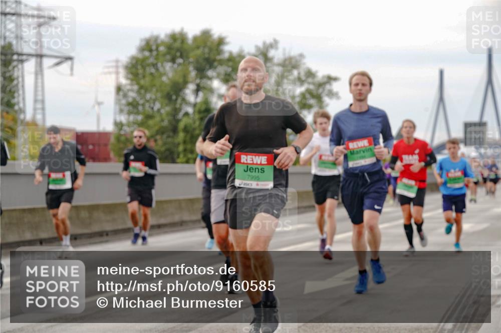03.10.2025 - Köhlbrandbrückenlauf Michael Burmester http://msf.ph/oto/9160585 03.10.2025 15:54:10 Position 3 7995 meine-sportfotos.de
