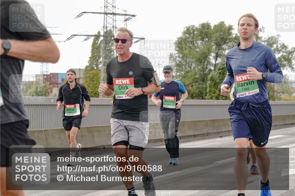 03.10.2025 - Köhlbrandbrückenlauf Michael Burmester http://msf.ph/oto/9160588 03.10.2025 15:54:12 Position 3 734, 7494 meine-sportfotos.de
