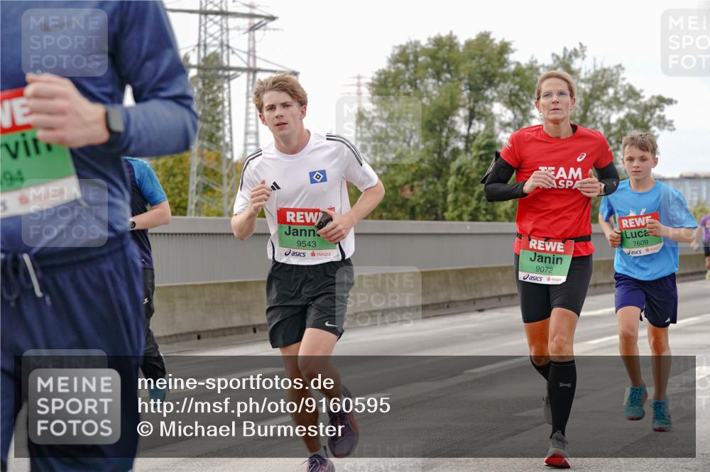 03.10.2025 - Köhlbrandbrückenlauf Michael Burmester http://msf.ph/oto/9160595 03.10.2025 15:54:14 Position 3 494, 9543, 9072, 7609 meine-sportfotos.de