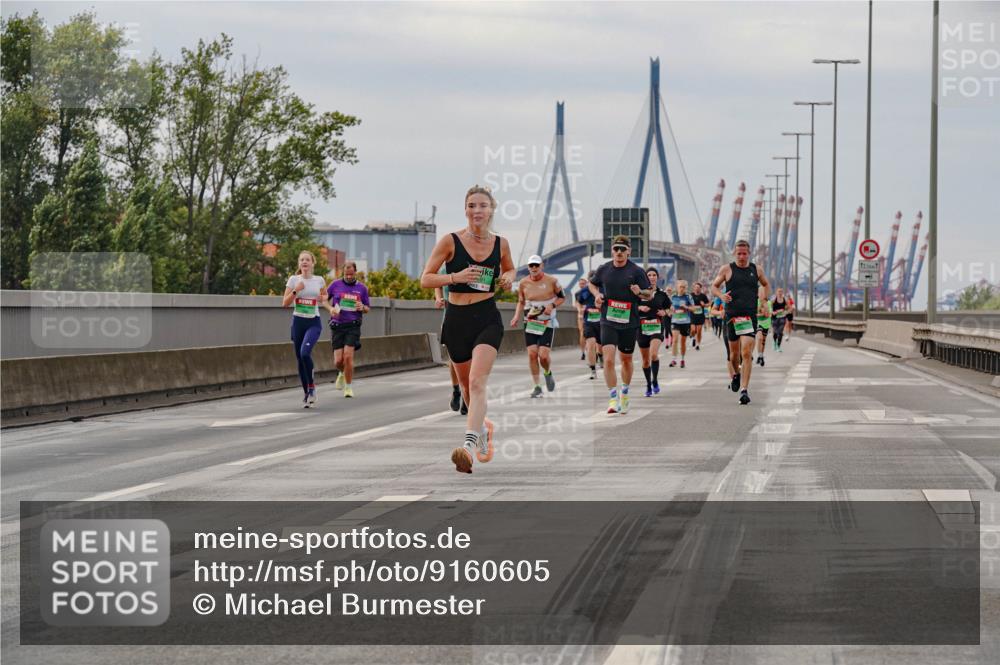 03.10.2025 - Köhlbrandbrückenlauf Michael Burmester http://msf.ph/oto/9160605 03.10.2025 15:54:17 Position 3  meine-sportfotos.de