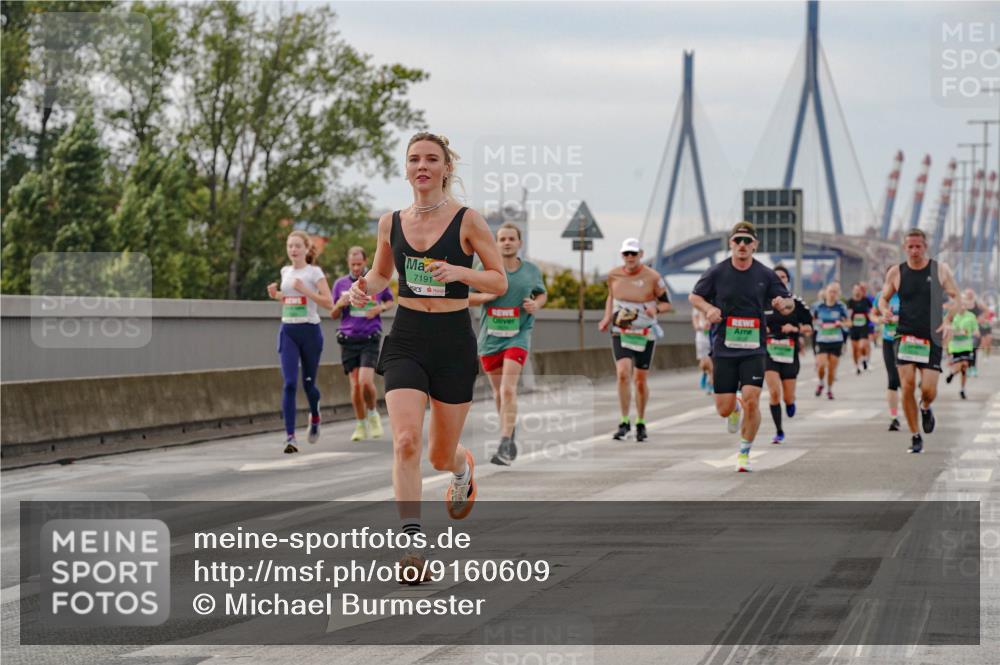 03.10.2025 - Köhlbrandbrückenlauf Michael Burmester http://msf.ph/oto/9160609 03.10.2025 15:54:19 Position 3 7191 meine-sportfotos.de