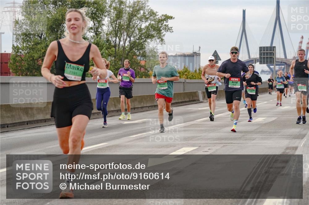 03.10.2025 - Köhlbrandbrückenlauf Michael Burmester http://msf.ph/oto/9160614 03.10.2025 15:54:20 Position 3 7191, 2310 meine-sportfotos.de