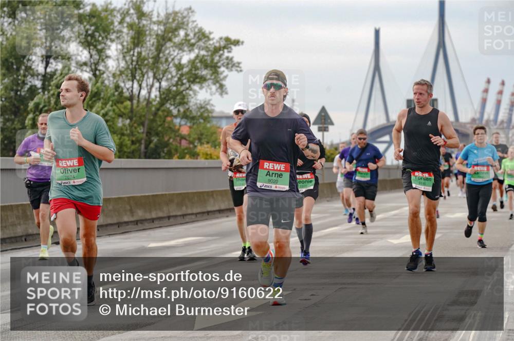 03.10.2025 - Köhlbrandbrückenlauf Michael Burmester http://msf.ph/oto/9160622 03.10.2025 15:54:23 Position 3 7674, 9110, 9020, 7310 meine-sportfotos.de