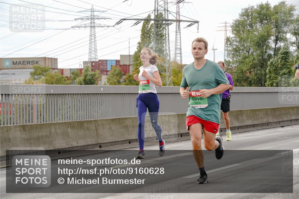 03.10.2025 - Köhlbrandbrückenlauf Michael Burmester http://msf.ph/oto/9160628 03.10.2025 15:54:25 Position 3 7360, 7674 meine-sportfotos.de