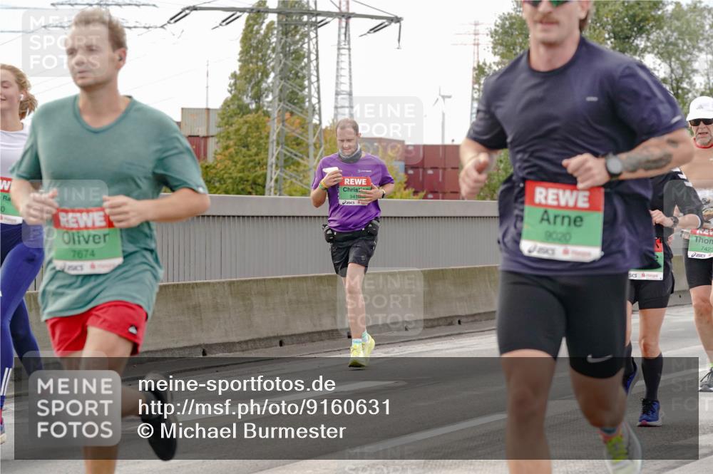 03.10.2025 - Köhlbrandbrückenlauf Michael Burmester http://msf.ph/oto/9160631 03.10.2025 15:54:26 Position 3 7674, 9410, 9020, 7423 meine-sportfotos.de