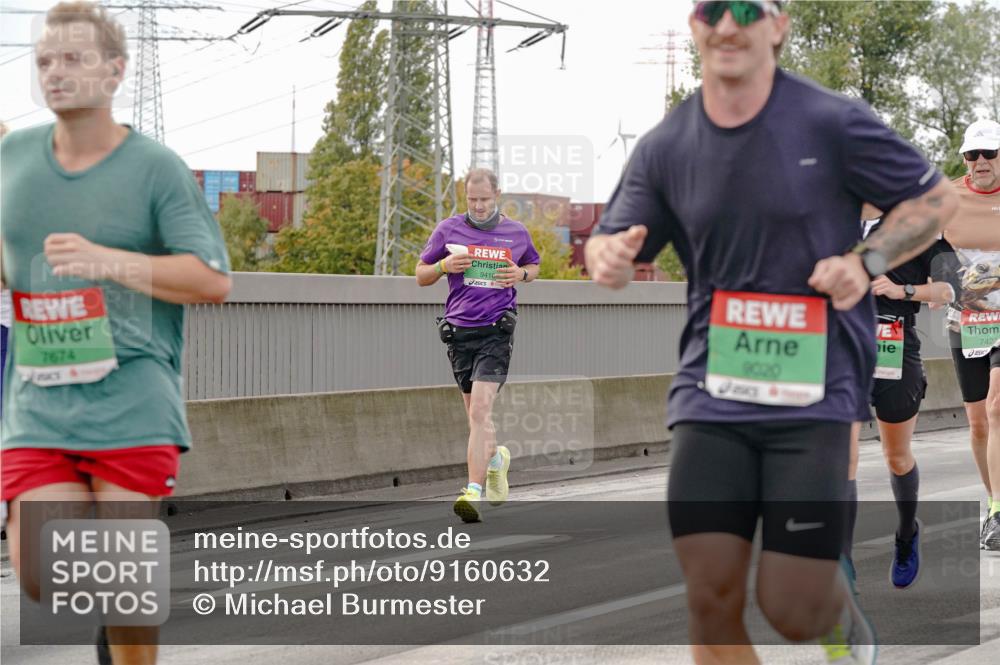 03.10.2025 - Köhlbrandbrückenlauf Michael Burmester http://msf.ph/oto/9160632 03.10.2025 15:54:26 Position 3 7674, 9416, 9020, 7422 meine-sportfotos.de