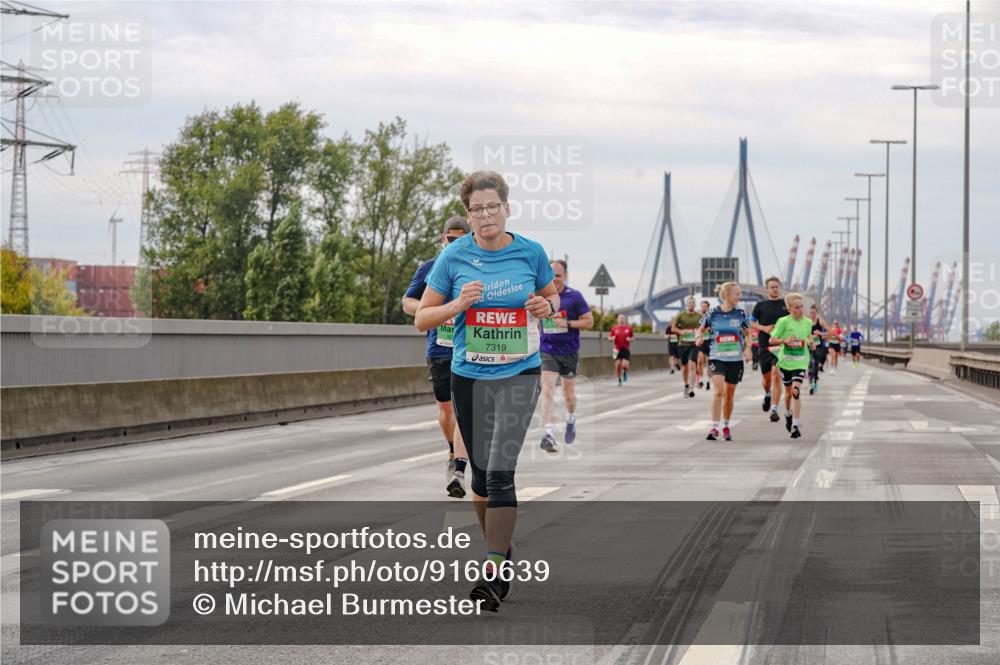 03.10.2025 - Köhlbrandbrückenlauf Michael Burmester http://msf.ph/oto/9160639 03.10.2025 15:54:30 Position 3 7319 meine-sportfotos.de