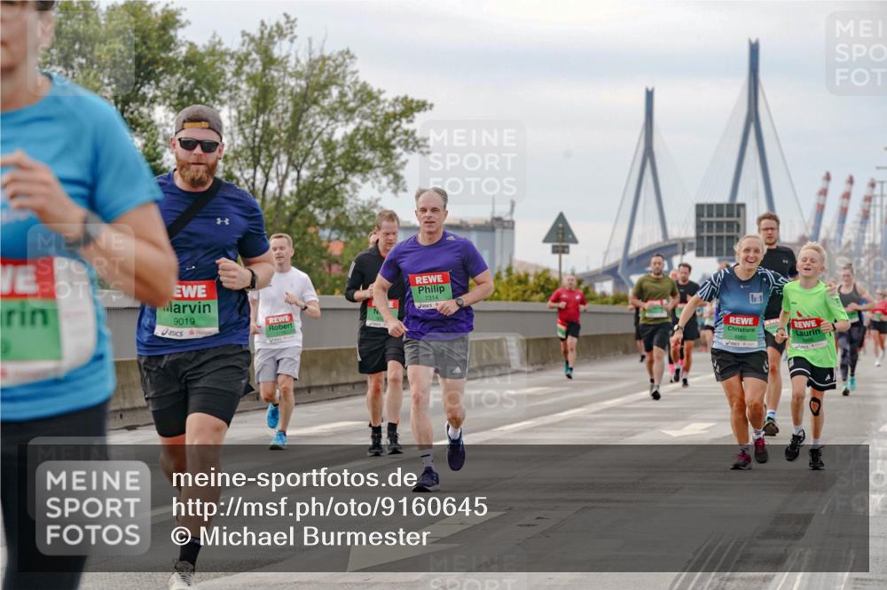 03.10.2025 - Köhlbrandbrückenlauf Michael Burmester http://msf.ph/oto/9160645 03.10.2025 15:54:32 Position 3 9019, 7314 meine-sportfotos.de