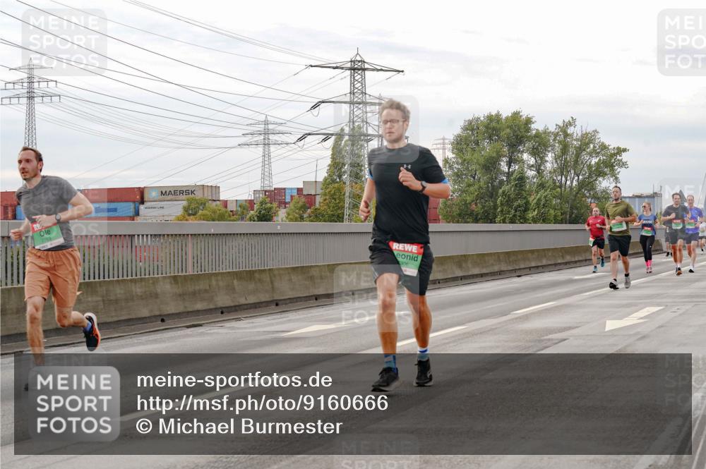 03.10.2025 - Köhlbrandbrückenlauf Michael Burmester http://msf.ph/oto/9160666 03.10.2025 15:54:40 Position 3 7763, 306 meine-sportfotos.de