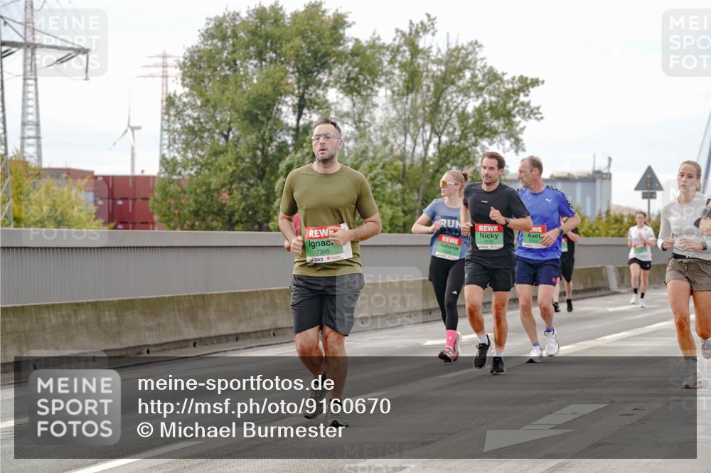 03.10.2025 - Köhlbrandbrückenlauf Michael Burmester http://msf.ph/oto/9160670 03.10.2025 15:54:44 Position 3 7395, 7175 meine-sportfotos.de