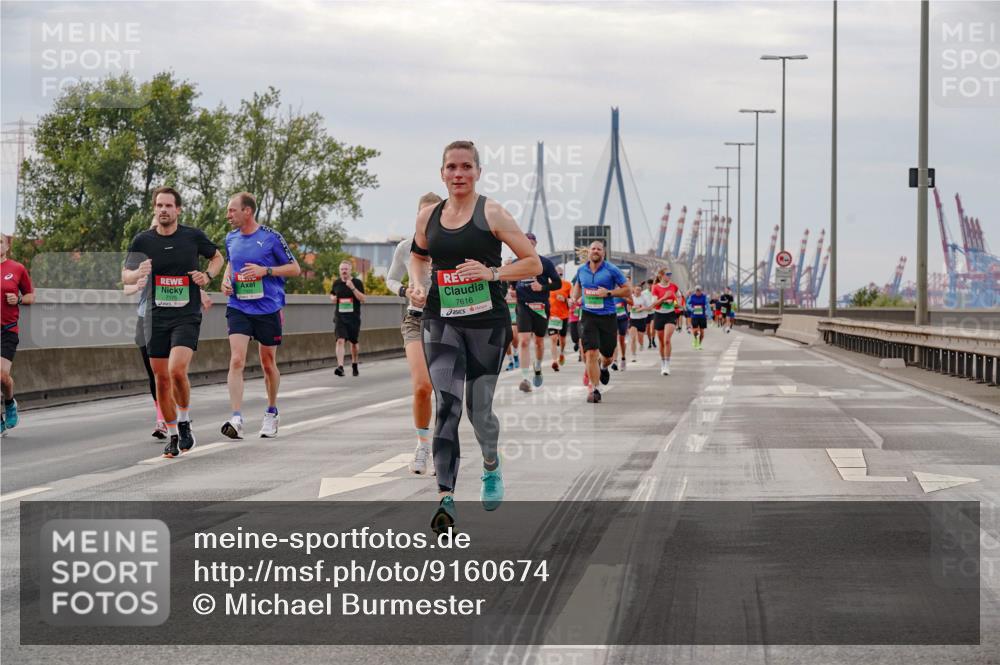 03.10.2025 - Köhlbrandbrückenlauf Michael Burmester http://msf.ph/oto/9160674 03.10.2025 15:54:46 Position 3 7175, 7616 meine-sportfotos.de