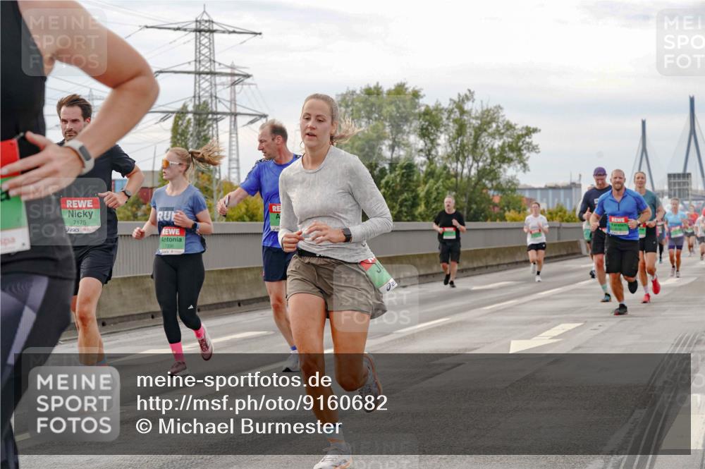 03.10.2025 - Köhlbrandbrückenlauf Michael Burmester http://msf.ph/oto/9160682 03.10.2025 15:54:49 Position 3 7175, 7336 meine-sportfotos.de