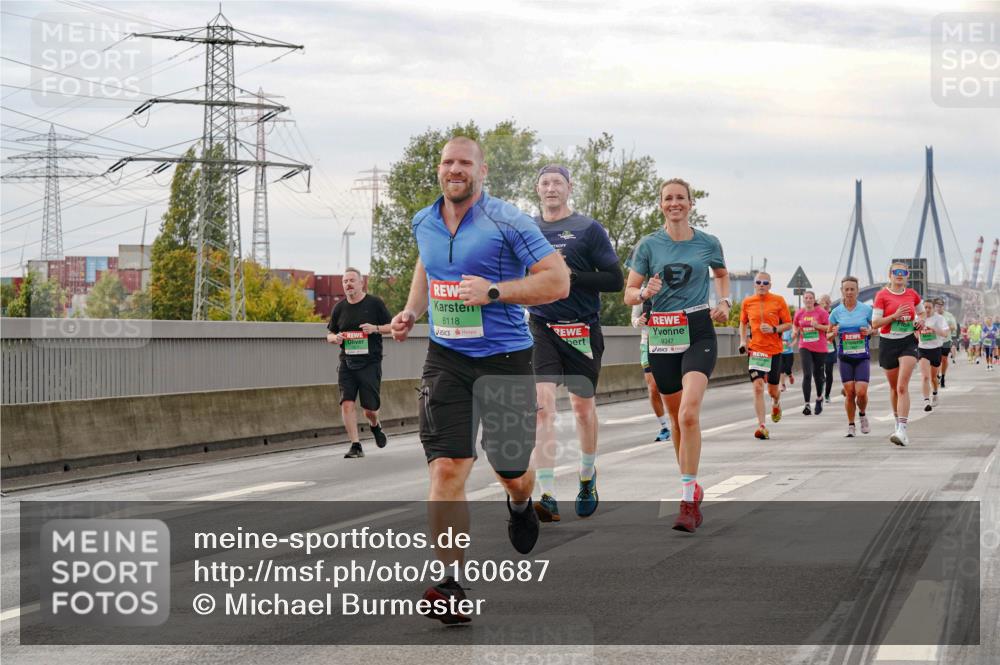 03.10.2025 - Köhlbrandbrückenlauf Michael Burmester http://msf.ph/oto/9160687 03.10.2025 15:54:52 Position 3 8118, 9347 meine-sportfotos.de
