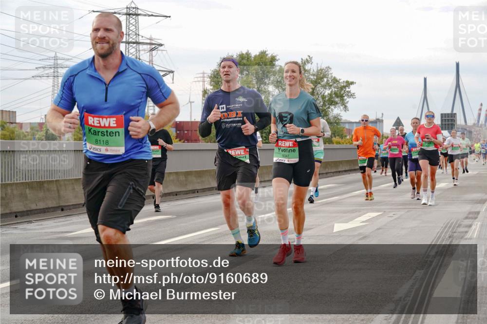 03.10.2025 - Köhlbrandbrückenlauf Michael Burmester http://msf.ph/oto/9160689 03.10.2025 15:54:53 Position 3 8118, 9347 meine-sportfotos.de