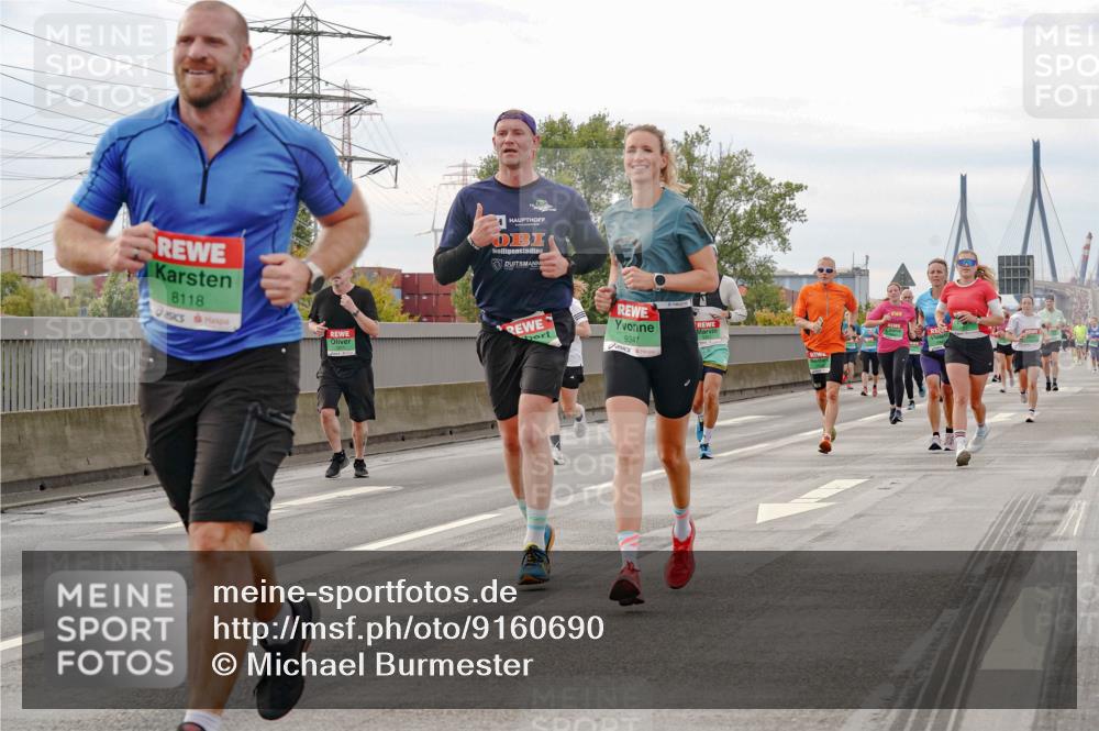 03.10.2025 - Köhlbrandbrückenlauf Michael Burmester http://msf.ph/oto/9160690 03.10.2025 15:54:54 Position 3 8118, 9347 meine-sportfotos.de