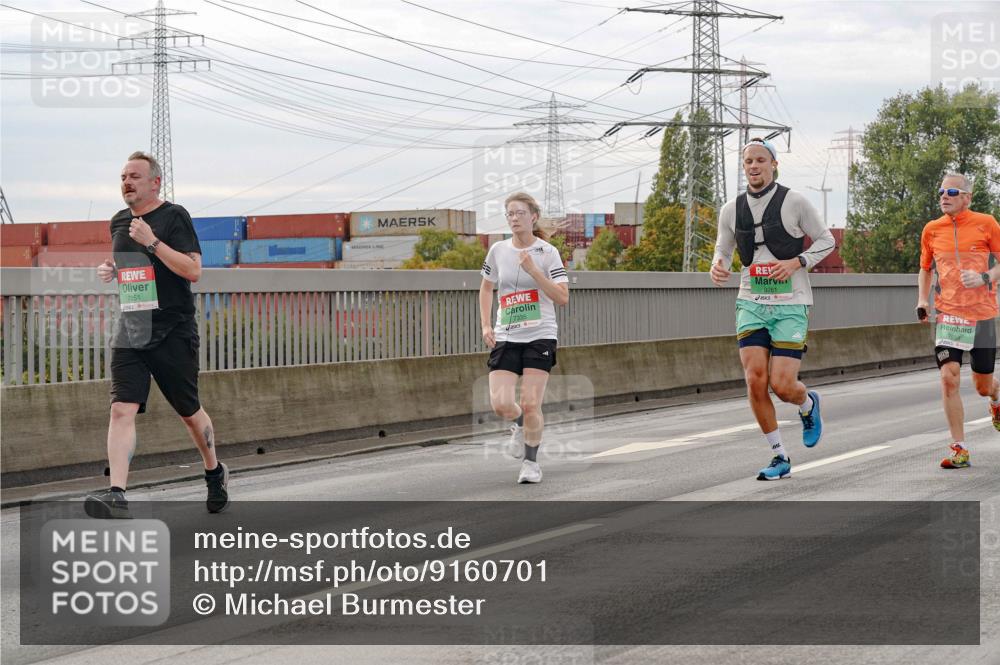 03.10.2025 - Köhlbrandbrückenlauf Michael Burmester http://msf.ph/oto/9160701 03.10.2025 15:54:57 Position 3 7851, 7335, 9261, 7558 meine-sportfotos.de