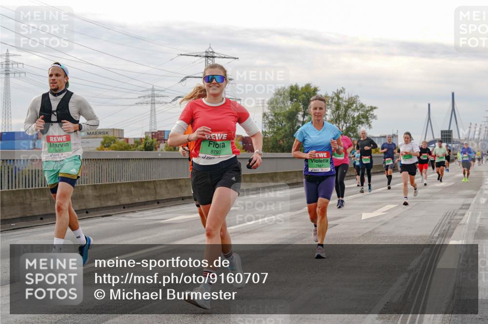 03.10.2025 - Köhlbrandbrückenlauf Michael Burmester http://msf.ph/oto/9160707 03.10.2025 15:54:59 Position 3 9261, 8797, 7447 meine-sportfotos.de