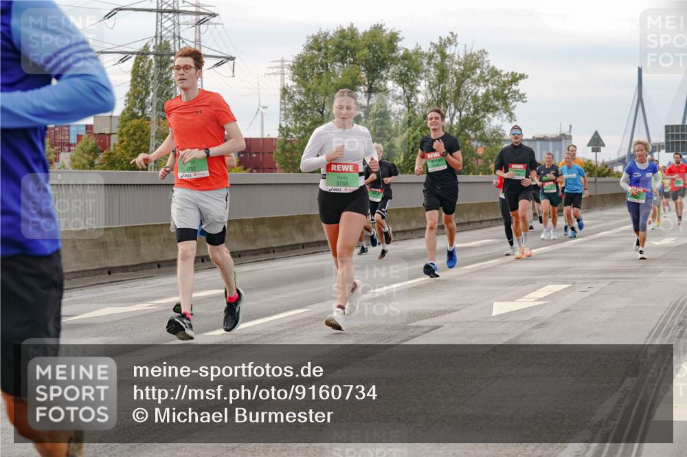 03.10.2025 - Köhlbrandbrückenlauf Michael Burmester http://msf.ph/oto/9160734 03.10.2025 15:55:11 Position 3 9752, 9753 meine-sportfotos.de