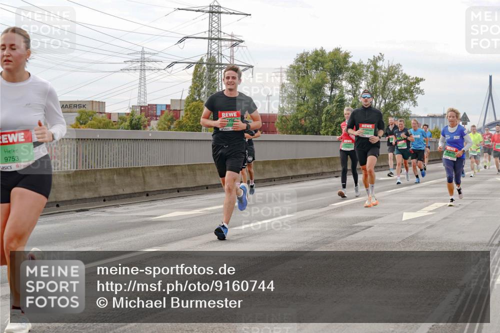 03.10.2025 - Köhlbrandbrückenlauf Michael Burmester http://msf.ph/oto/9160744 03.10.2025 15:55:14 Position 3 9753 meine-sportfotos.de