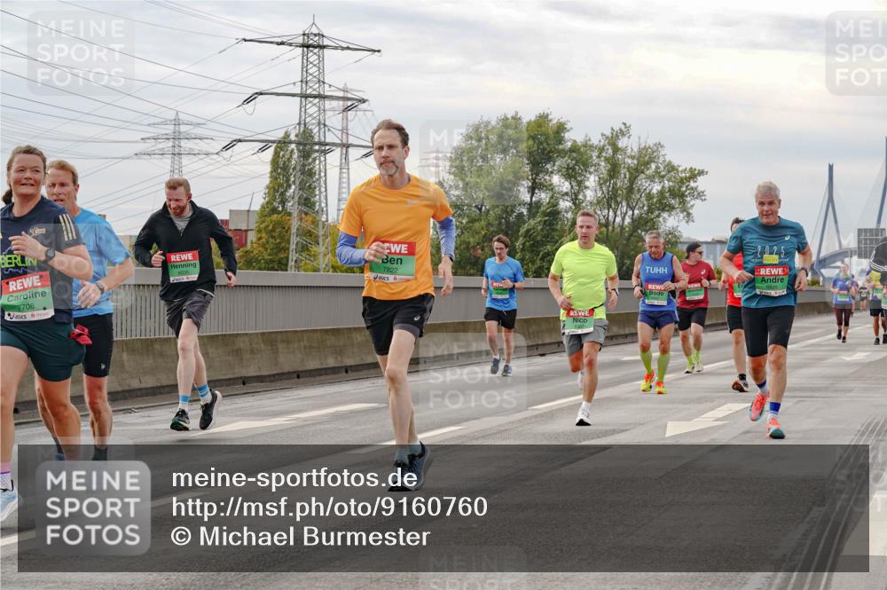 03.10.2025 - Köhlbrandbrückenlauf Michael Burmester http://msf.ph/oto/9160760 03.10.2025 15:55:21 Position 3 7708, 7822, 2025 meine-sportfotos.de