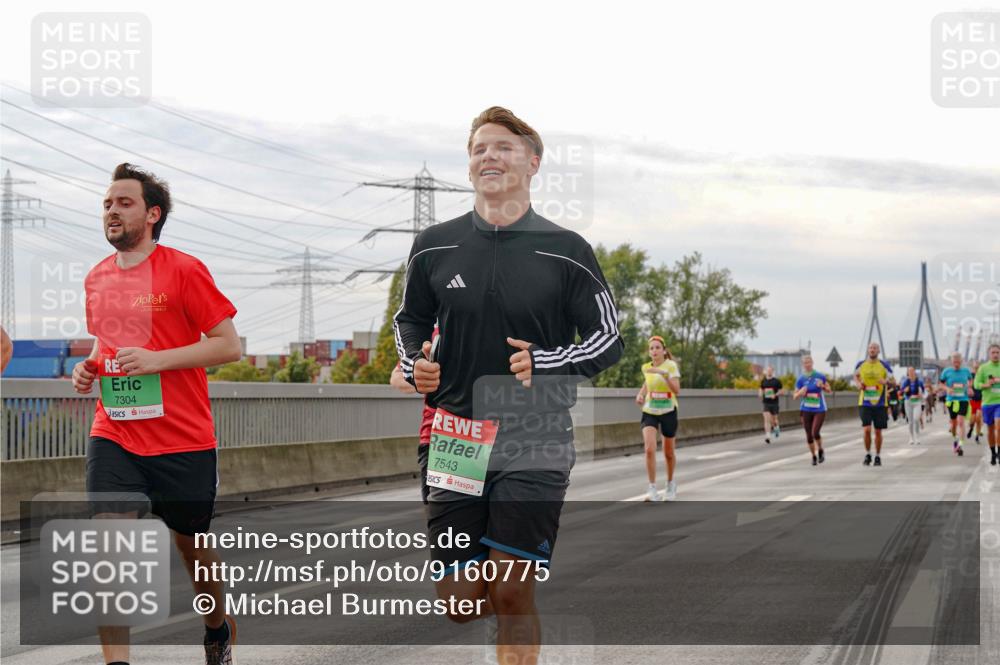 03.10.2025 - Köhlbrandbrückenlauf Michael Burmester http://msf.ph/oto/9160775 03.10.2025 15:55:27 Position 3 7304, 7543 meine-sportfotos.de