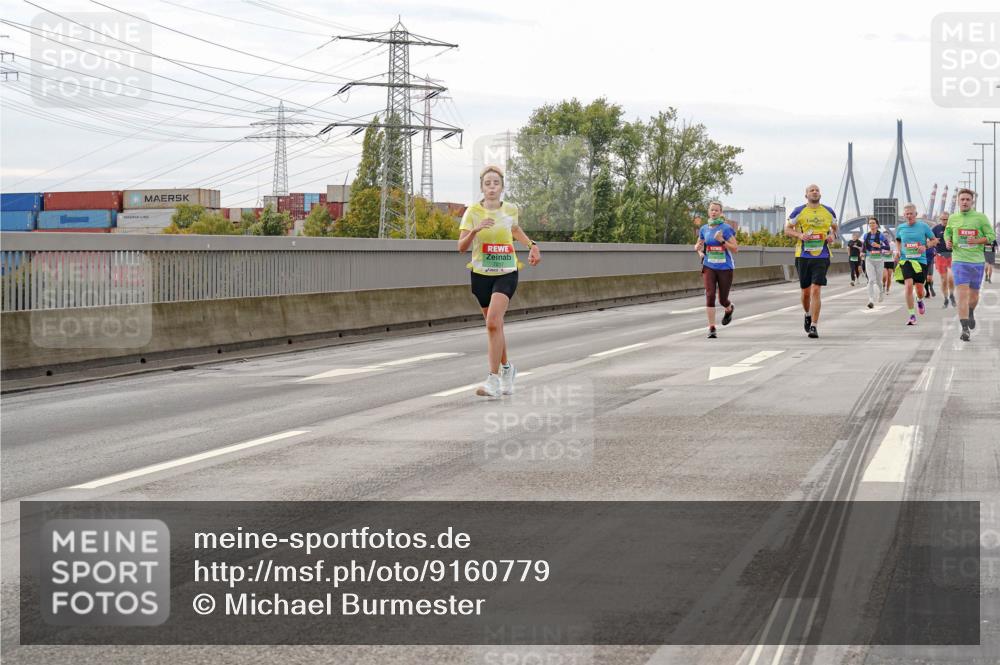 03.10.2025 - Köhlbrandbrückenlauf Michael Burmester http://msf.ph/oto/9160779 03.10.2025 15:55:29 Position 3 7217 meine-sportfotos.de