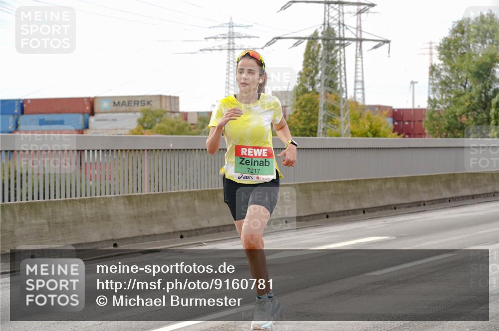 03.10.2025 - Köhlbrandbrückenlauf Michael Burmester http://msf.ph/oto/9160781 03.10.2025 15:55:30 Position 3 7217 meine-sportfotos.de