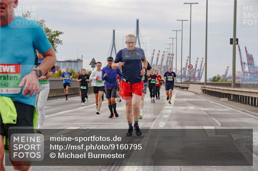 03.10.2025 - Köhlbrandbrückenlauf Michael Burmester http://msf.ph/oto/9160795 03.10.2025 15:55:36 Position 3 542, 9597 meine-sportfotos.de