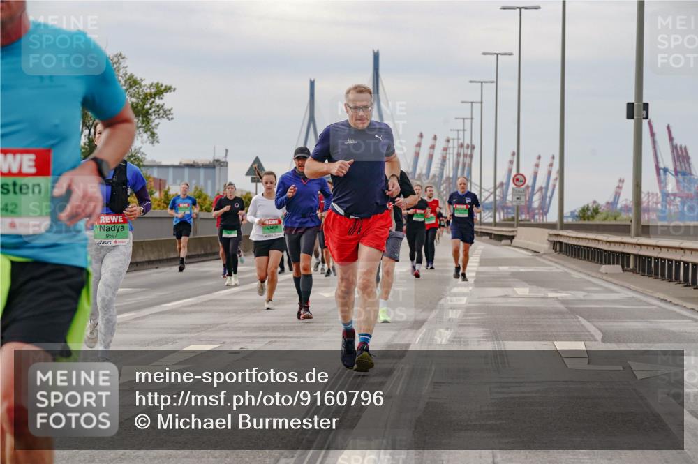 03.10.2025 - Köhlbrandbrückenlauf Michael Burmester http://msf.ph/oto/9160796 03.10.2025 15:55:36 Position 3 42, 9597 meine-sportfotos.de