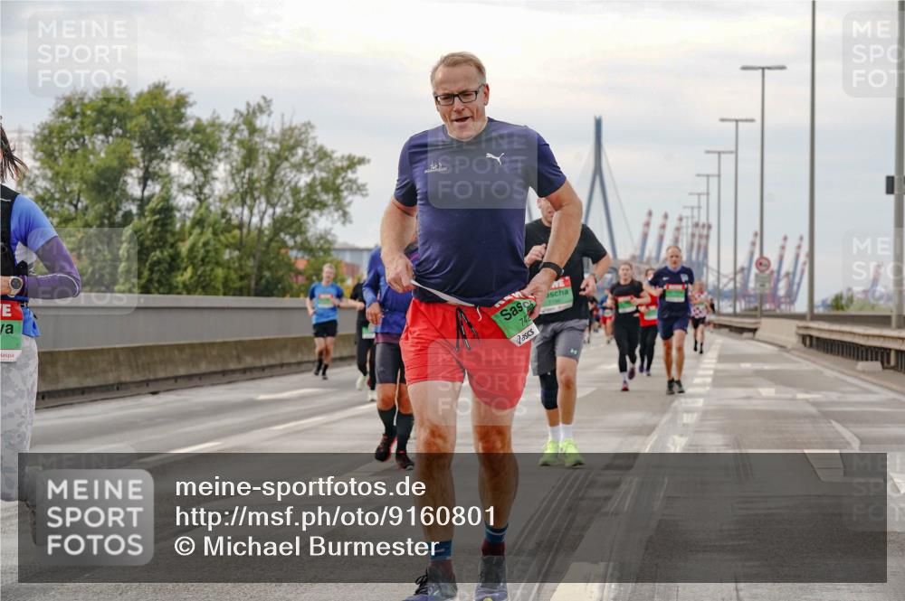 03.10.2025 - Köhlbrandbrückenlauf Michael Burmester http://msf.ph/oto/9160801 03.10.2025 15:55:39 Position 3 742 meine-sportfotos.de