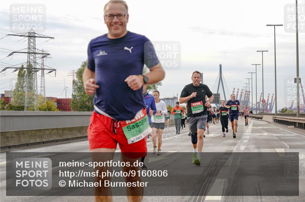 03.10.2025 - Köhlbrandbrückenlauf Michael Burmester http://msf.ph/oto/9160806 03.10.2025 15:55:40 Position 3 7421 meine-sportfotos.de