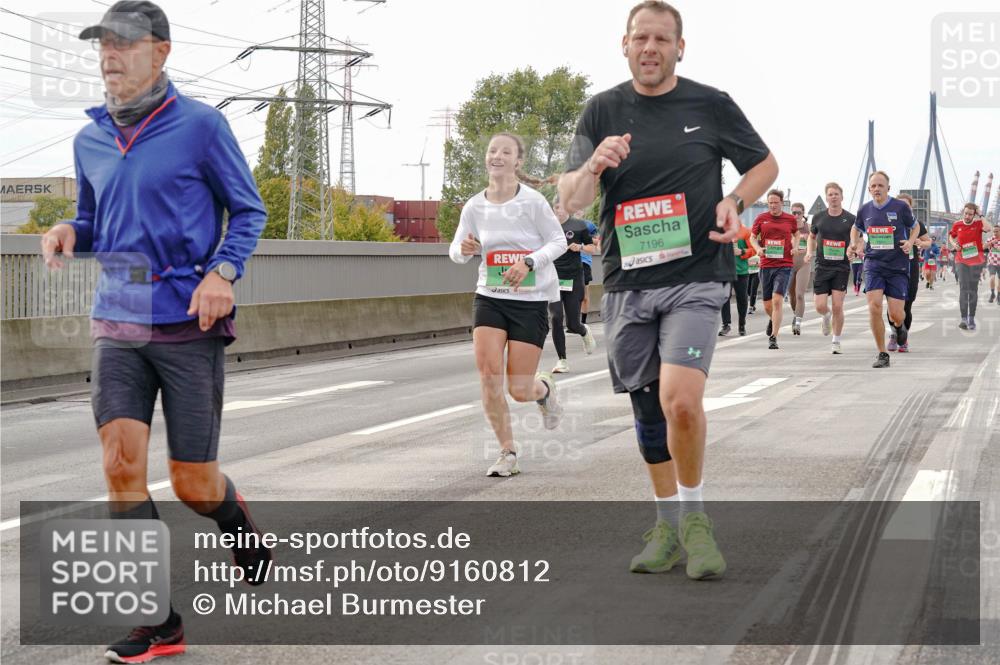 03.10.2025 - Köhlbrandbrückenlauf Michael Burmester http://msf.ph/oto/9160812 03.10.2025 15:55:43 Position 3 0, 7196 meine-sportfotos.de