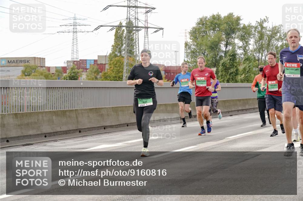 03.10.2025 - Köhlbrandbrückenlauf Michael Burmester http://msf.ph/oto/9160816 03.10.2025 15:55:45 Position 3 9028, 7594, 8725 meine-sportfotos.de