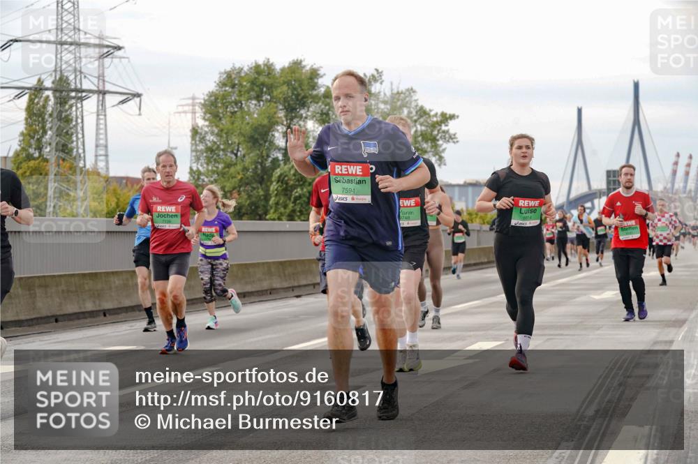 03.10.2025 - Köhlbrandbrückenlauf Michael Burmester http://msf.ph/oto/9160817 03.10.2025 15:55:46 Position 3 7139, 7594, 9748, 8814 meine-sportfotos.de