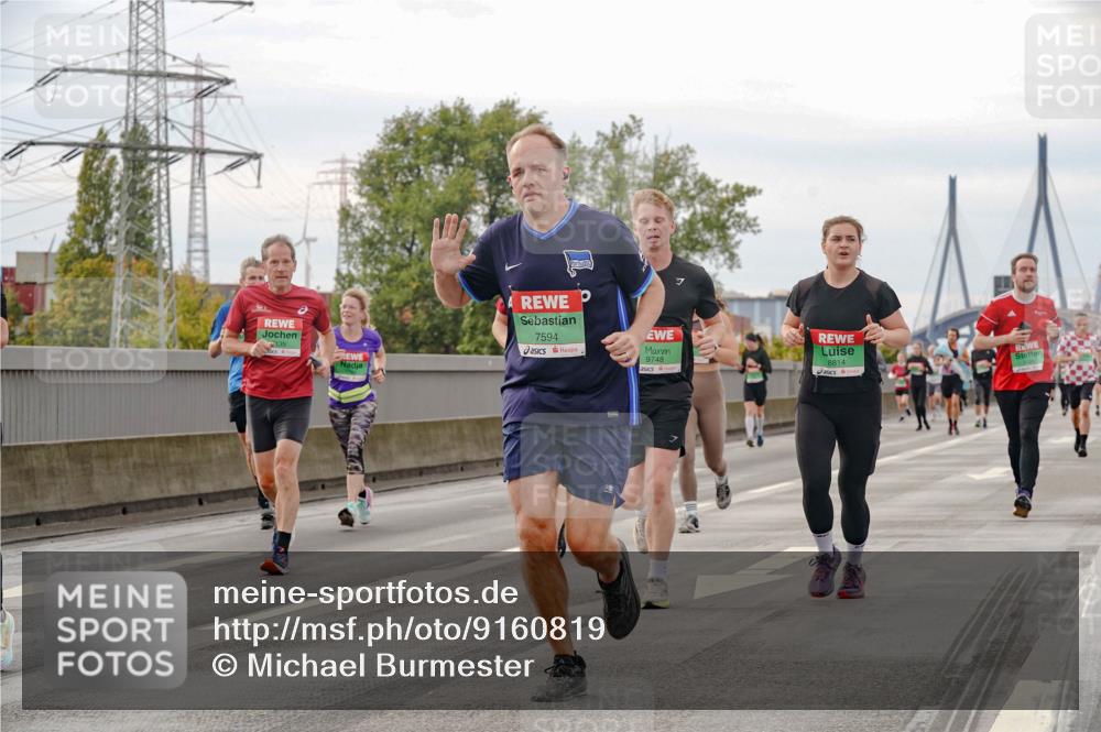 03.10.2025 - Köhlbrandbrückenlauf Michael Burmester http://msf.ph/oto/9160819 03.10.2025 15:55:46 Position 3 7594, 9748, 8814 meine-sportfotos.de