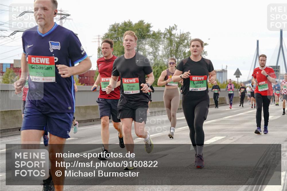 03.10.2025 - Köhlbrandbrückenlauf Michael Burmester http://msf.ph/oto/9160822 03.10.2025 15:55:47 Position 3 7594, 7, 9748, 8814, 87 meine-sportfotos.de
