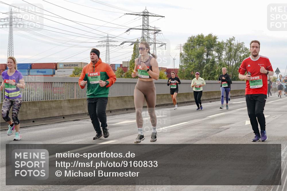03.10.2025 - Köhlbrandbrückenlauf Michael Burmester http://msf.ph/oto/9160833 03.10.2025 15:55:51 Position 3 7552, 7562, 9181 meine-sportfotos.de