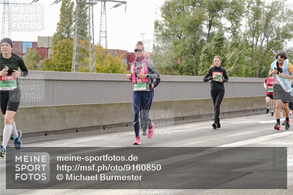 03.10.2025 - Köhlbrandbrückenlauf Michael Burmester http://msf.ph/oto/9160850 03.10.2025 15:55:58 Position 3 7648, 8788 meine-sportfotos.de
