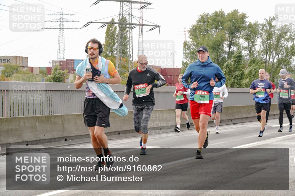 03.10.2025 - Köhlbrandbrückenlauf Michael Burmester http://msf.ph/oto/9160862 03.10.2025 15:56:04 Position 3 7549, 8817, 9671 meine-sportfotos.de
