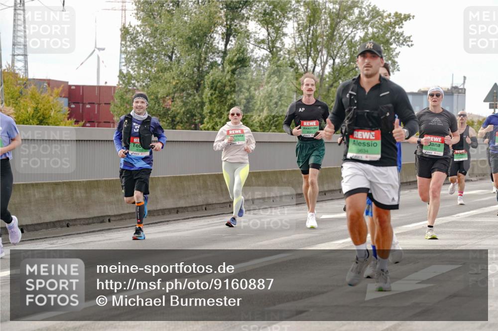03.10.2025 - Köhlbrandbrückenlauf Michael Burmester http://msf.ph/oto/9160887 03.10.2025 15:56:17 Position 3 9150, 85411, 9634, 7339 meine-sportfotos.de