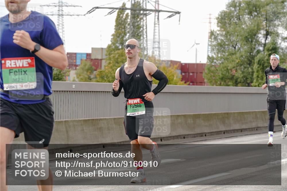 03.10.2025 - Köhlbrandbrückenlauf Michael Burmester http://msf.ph/oto/9160910 03.10.2025 15:56:26 Position 3 8823, 7753 meine-sportfotos.de