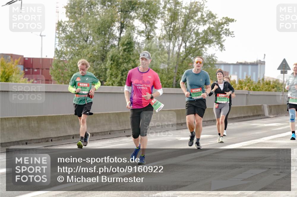 03.10.2025 - Köhlbrandbrückenlauf Michael Burmester http://msf.ph/oto/9160922 03.10.2025 15:56:34 Position 3 7658, 7407, 8798 meine-sportfotos.de