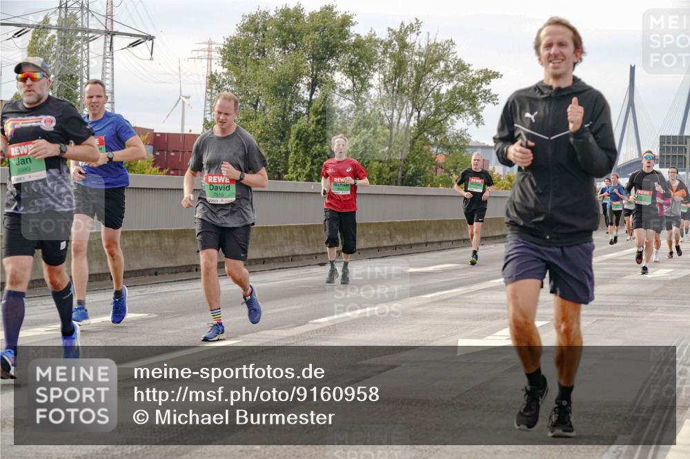 03.10.2025 - Köhlbrandbrückenlauf Michael Burmester http://msf.ph/oto/9160958 03.10.2025 15:56:48 Position 3 8989, 7515 meine-sportfotos.de