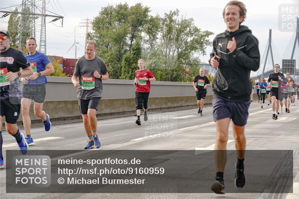 03.10.2025 - Köhlbrandbrückenlauf Michael Burmester http://msf.ph/oto/9160959 03.10.2025 15:56:48 Position 3 7515 meine-sportfotos.de