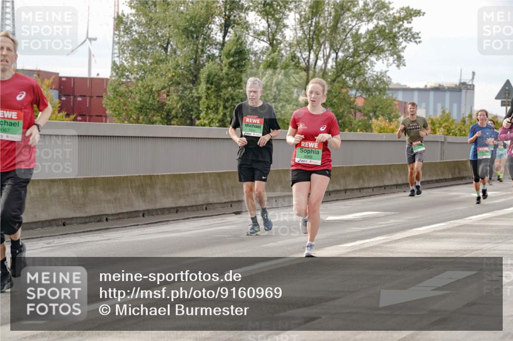 03.10.2025 - Köhlbrandbrückenlauf Michael Burmester http://msf.ph/oto/9160969 03.10.2025 15:56:52 Position 3 067, 7330, 9068 meine-sportfotos.de